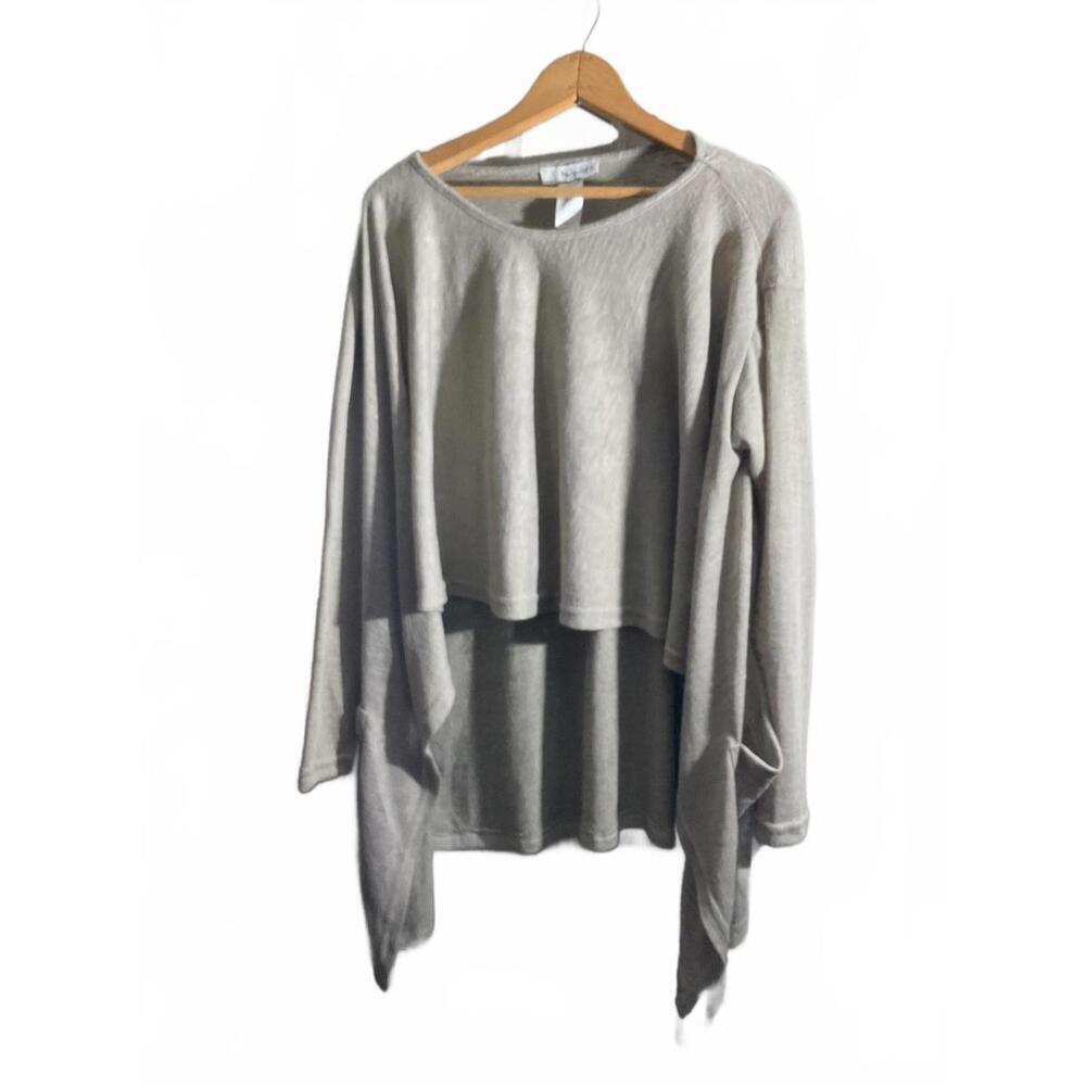 Moonlight Beige Linen Lagenlook Top with High-Low/Side Pockets Large